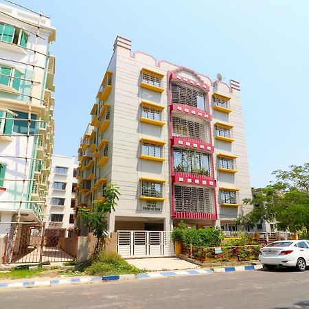 Oyo 30269 Amar Raj Inn Kolkata Eksteriør bilde