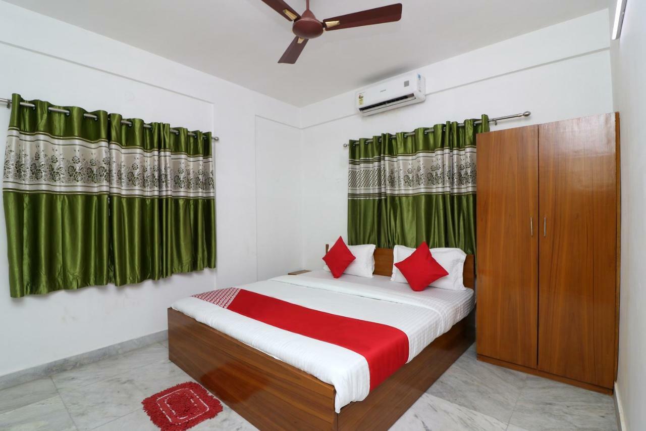 Oyo 30269 Amar Raj Inn Kolkata Eksteriør bilde
