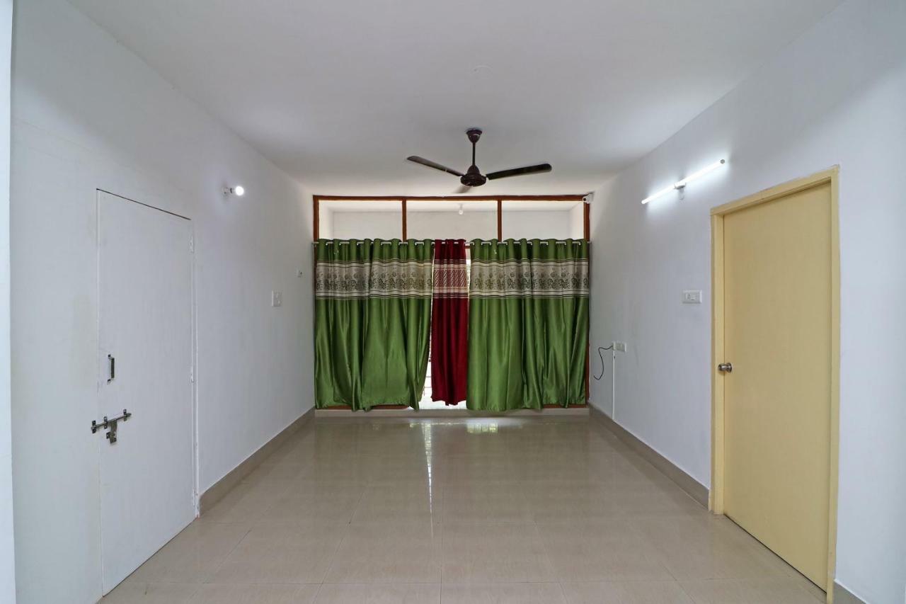 Oyo 30269 Amar Raj Inn Kolkata Eksteriør bilde